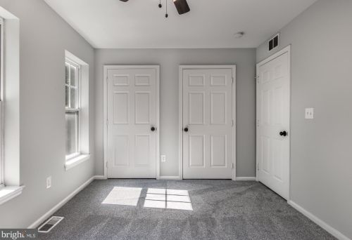 1915 Franklin St, Philadelphia PA 19122-2015 exterior