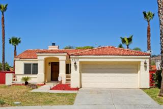 4910 Lake Shore Ct, Fallbrook CA  92028-7824 exterior