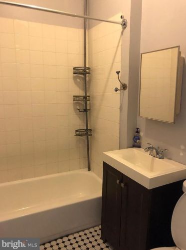 1843 4th St, Philadelphia PA  19122-2139 exterior