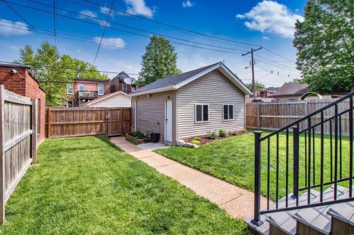 3837 Utah Pl, Saint Louis MO 63116-4833 exterior