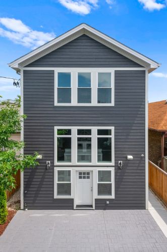 3642 Artesian Ave, Chicago IL  60618-4708 exterior