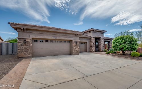 2009 Bajada Rd, Phoenix, AZ 85085-1706