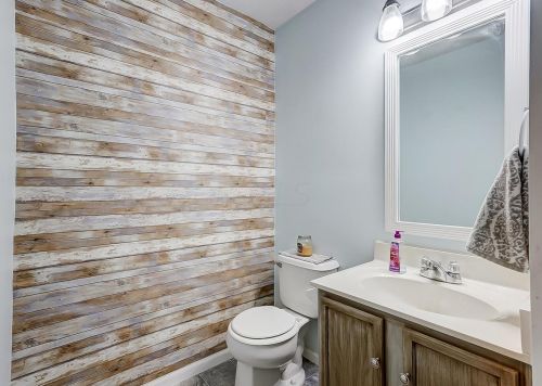 2227 Frst Rdg Dr, Hebron OH 43025-8000 exterior