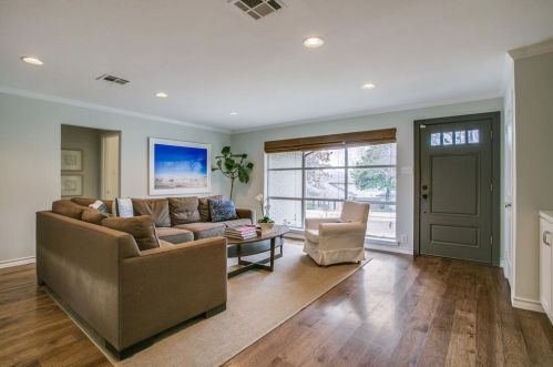 142 Classen Dr, Dallas TX 75218-1720 exterior