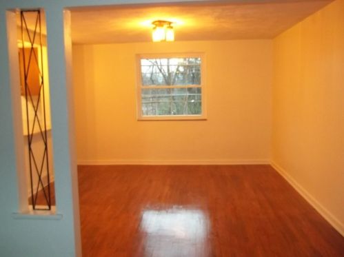 30 Chapel Dr, Pittsburgh PA 15237-2518 exterior