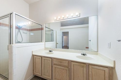 4719 Castleman Dr, Austin TX 78725-1720 exterior