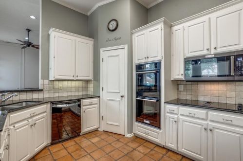 6630 Genstar Ln, Dallas TX 75252-5478 exterior