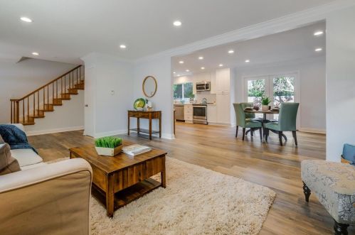 621 Monterey Ave, Capitola CA 95010-3614 exterior