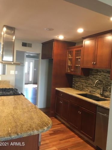 4231 34th Pl, Phoenix AZ  85018-4737 exterior