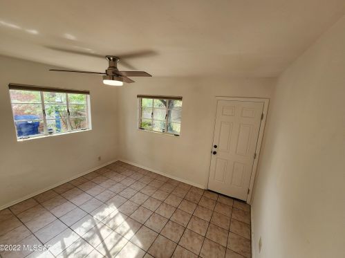 4814 Helen St, Tucson AZ 85719-4423 exterior