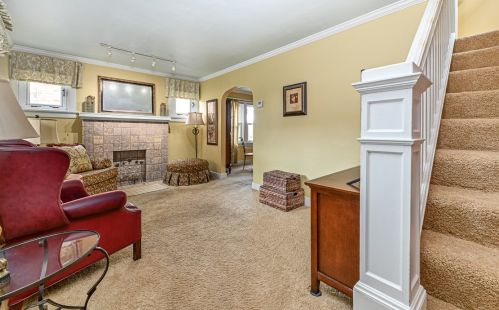 107 Lacrosse St, Pittsburgh, PA 15218-1607