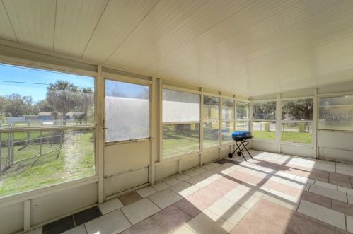 2503 21st Ave, Tampa FL 33605-2302 exterior