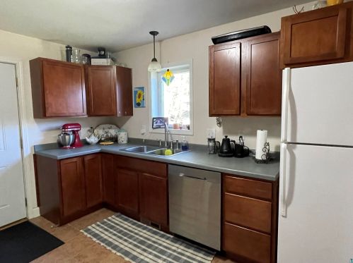 324 63 Ave, Duluth MN 55807-1931 exterior