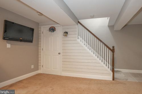 121 Bowater Ct, Media PA exterior