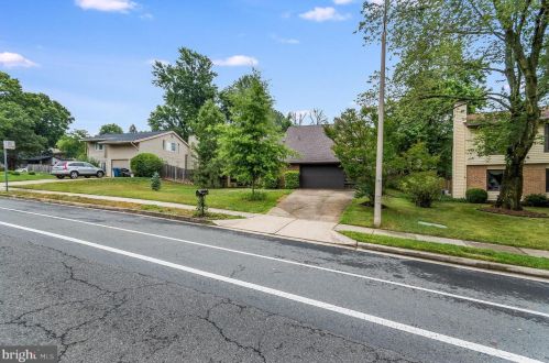 6807 Vantage Dr, Alexandria VA  22306-1241 exterior