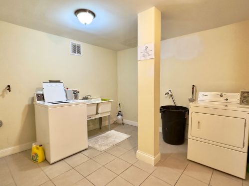 5858 Fullerton Ave, Chicago IL  60639-2365 exterior