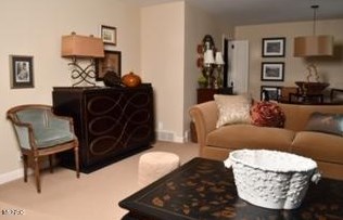 410 Cir Dr, Meskegon MI 49445-2714 exterior