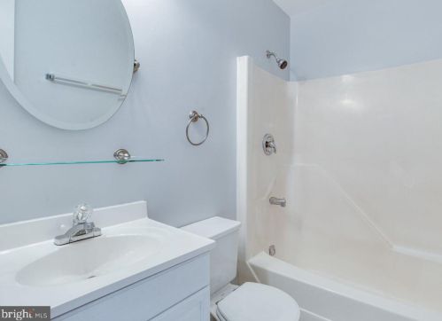 1802 Westwind Way, Mc Lean VA 22102-1611 exterior