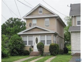 301 1st St, Hackensack, NJ 07601-3412