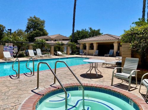 2023 Blackberry Cir, Oxnard CA 93036-9066 exterior