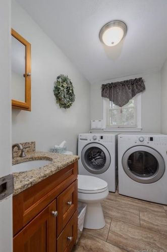 260 Birchwood Dr, Torrington CT 06790-5737 exterior