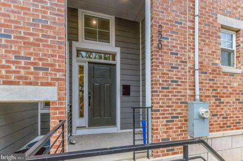 220 Fountain St, Philadelphia PA  19128-4508 exterior