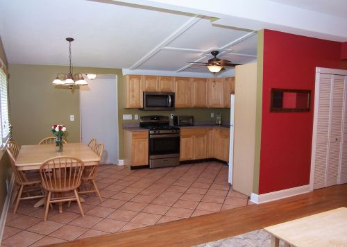 3 Kayron Dr, Hauppauge NY 11779-1933 exterior