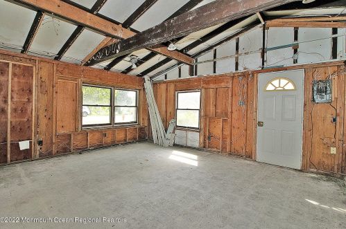 1413 Daytona Rd, Lacey NJ 08731-5016 exterior