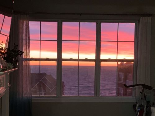 3862 Lake Dr, Milwaukee WI 53211-2446 exterior