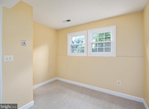 6133 Joust Ln, Alexandria VA 22315-4809 exterior