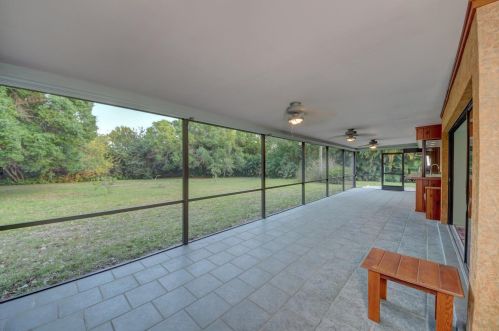 5406 Palmetto Dr, Fort Pierce FL 34982-7481 exterior