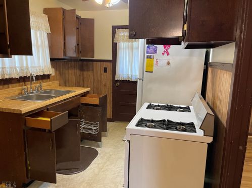 779 Casplan St, Atlanta GA  30310-4739 exterior