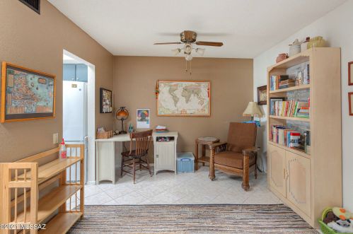 318 Calle Del Chancero, Green Valley AZ 85614-3028 exterior