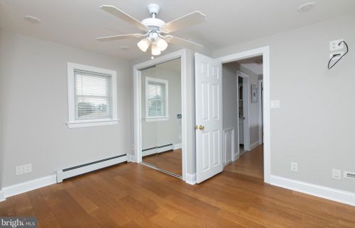 23 Ridgeway Ave, Manor PA 19036-1924 exterior