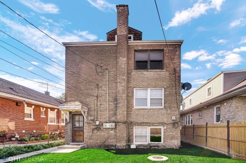 3230 66th St, Chicago IL 60629-5609 exterior