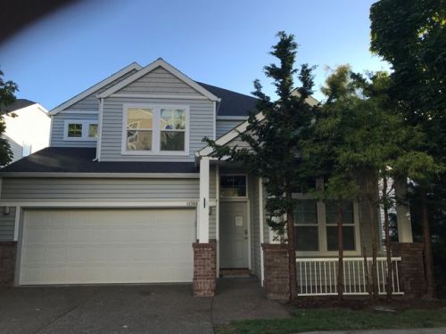13700 Mapleview Ln, Portland, OR 97224-0992