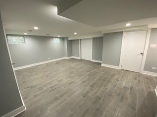 8535 Bennett Ave, Chicago IL  60617-2256 exterior