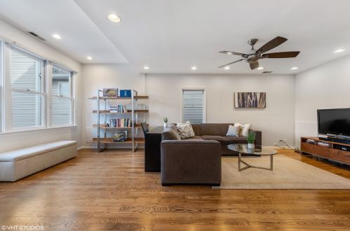 1444 George St, Chicago IL 60657-4103 exterior