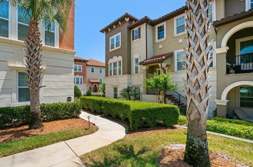 2136 Lobelia Dr, Lake Mary, FL 32746