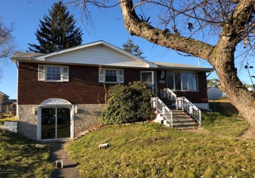 3330 Pittston Ave, Scranton PA  18505-3141 exterior