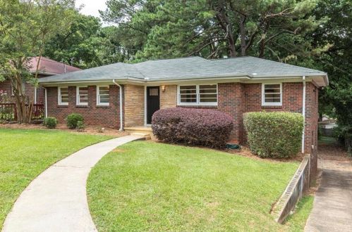 967 Jefferson Ave, Atlanta, GA 30344-2875