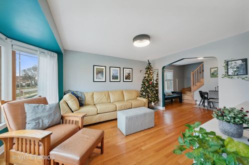 5548 Melvina Ave, Chicago IL  60638-2622 exterior