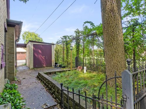 704 Oak St, Manitowoc WI 54220-2848 exterior