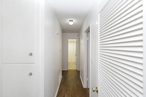 712 Spruce St, Riverside CA 92507-3043 exterior