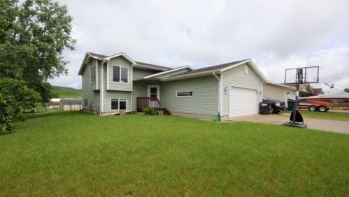 13066 Kit Carson Trl, Summerset, SD 57769-7107