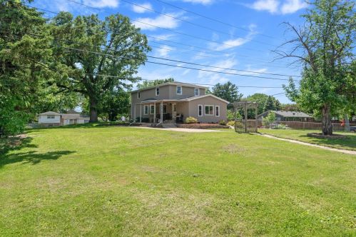 2267 17th Ave, Saint Paul, MN 55109-1847