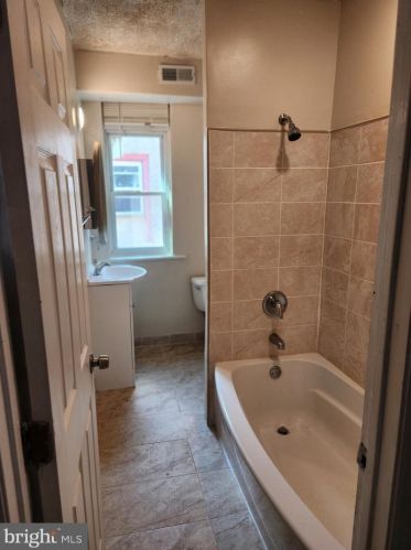 1351 Princess Ave, Camden NJ 08103-2910 exterior