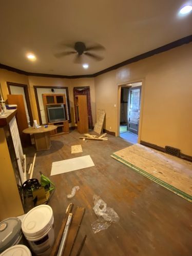 4421 Monroe St, Chicago, IL 60624-2545