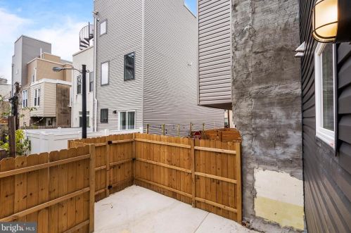 1220 18 St, Philadelphia PA 19140-1014 exterior