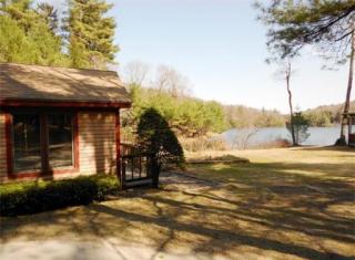 4 Gerald Dr, Newbury, NH 03255-5607